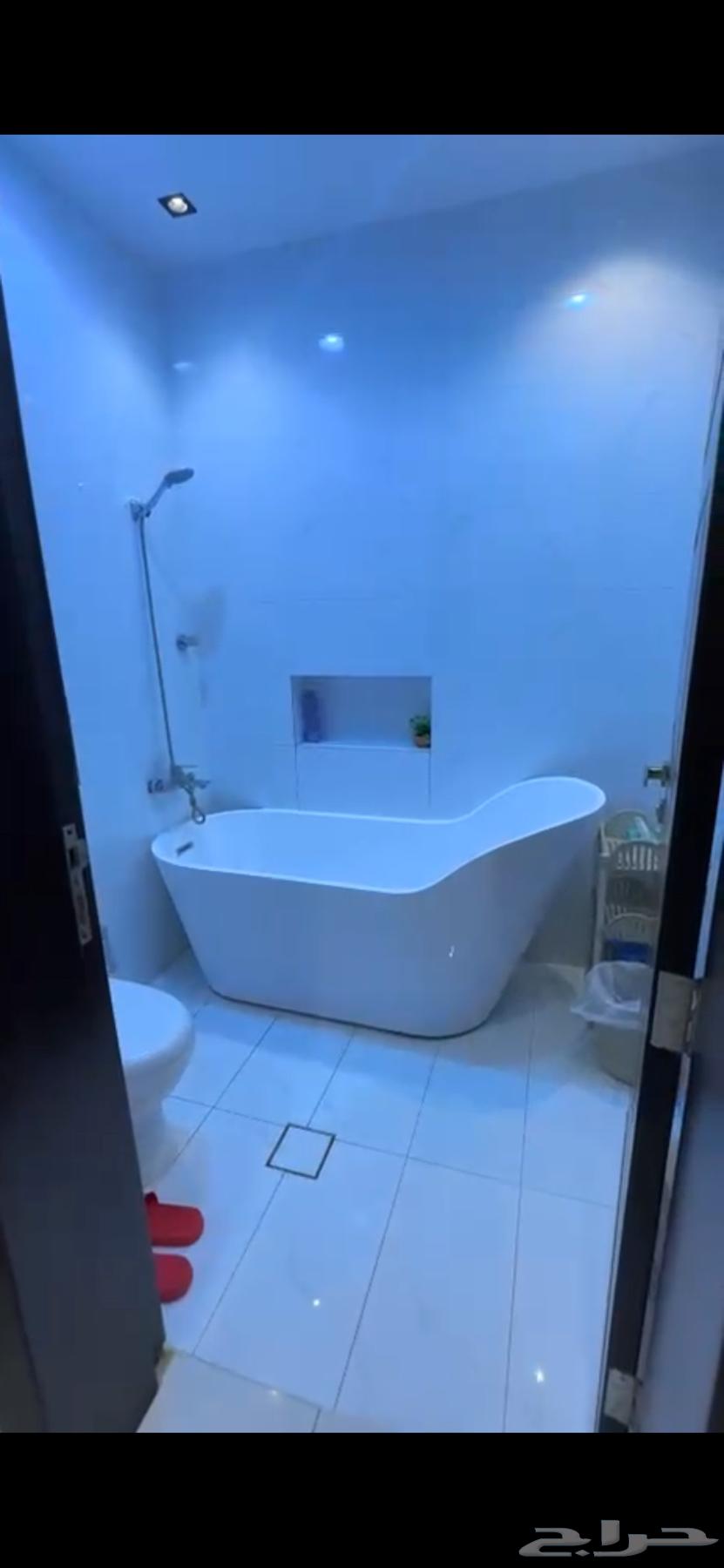 شقة 4 غرف في الرمال 10