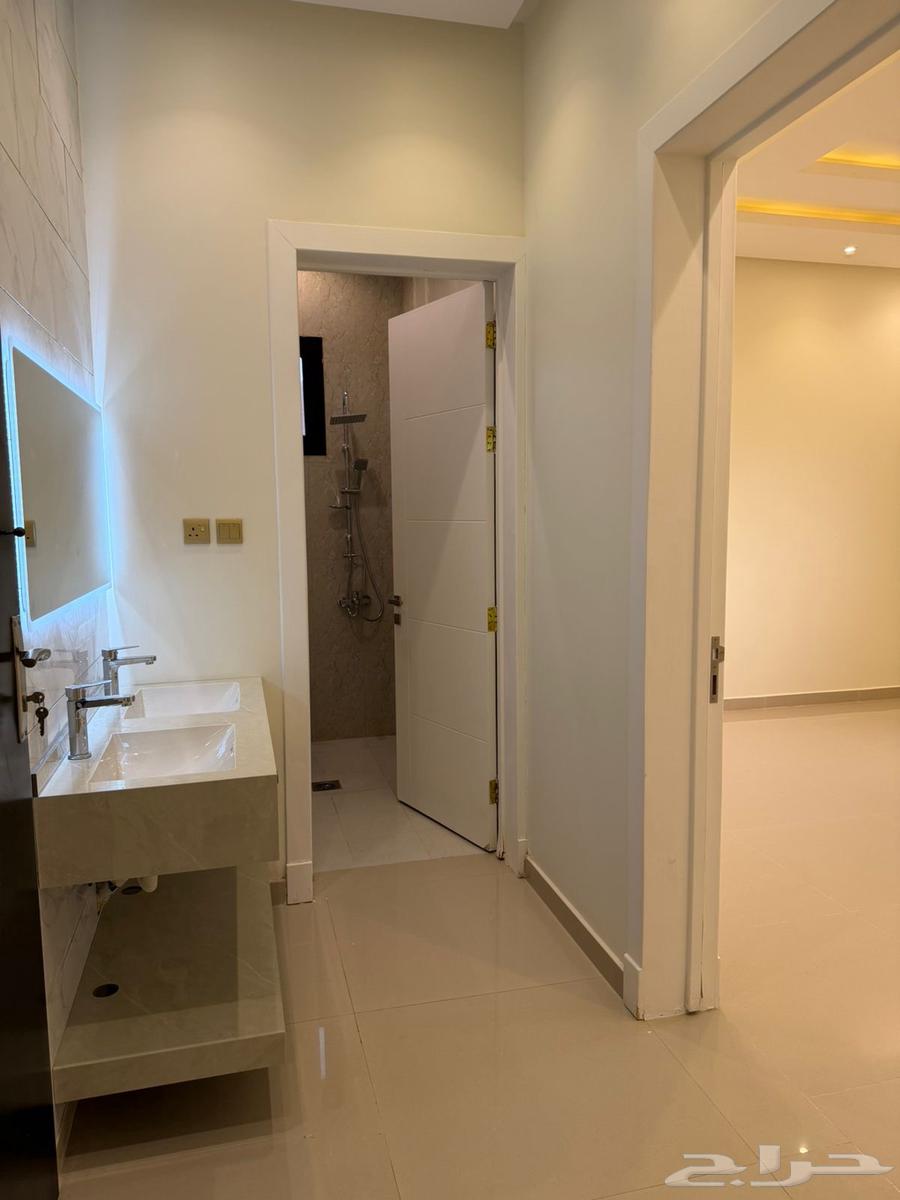 شقة 3 غرف في العارض 2