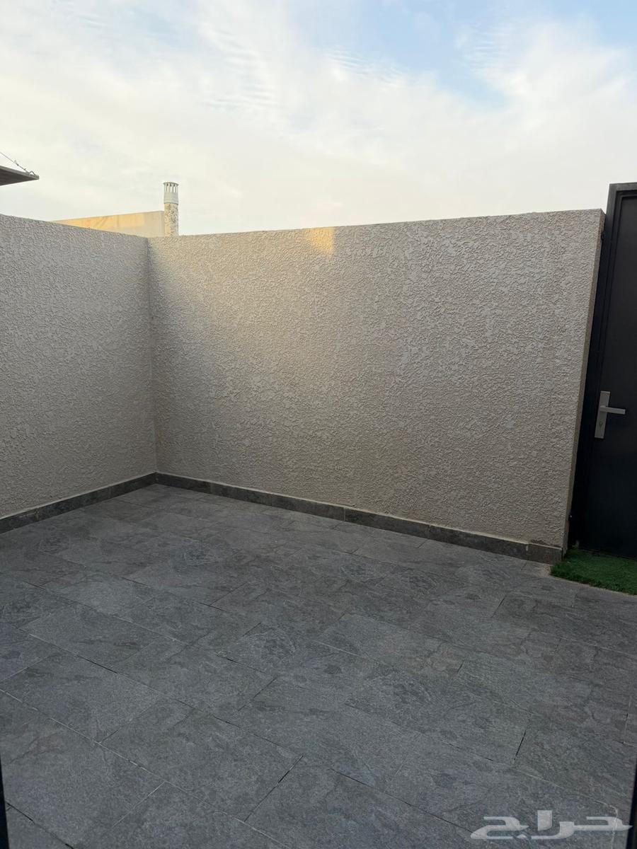 شقة 3 غرف في العارض 9