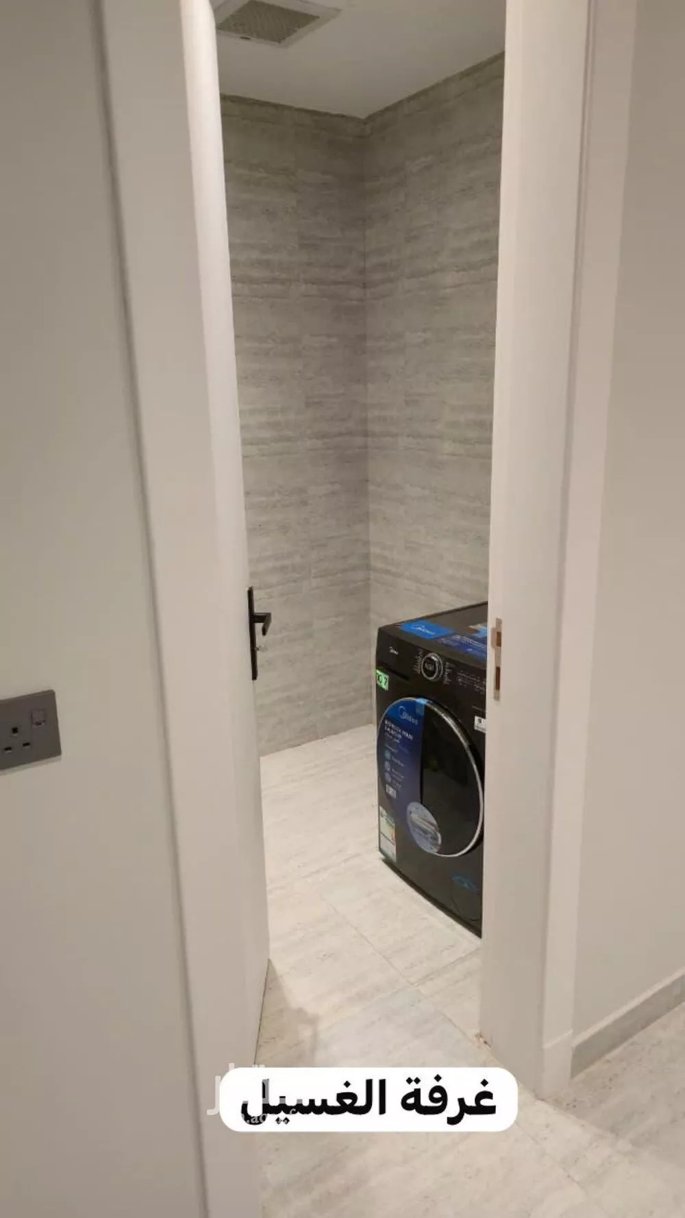 شقة 2 غرف في العقيق 8