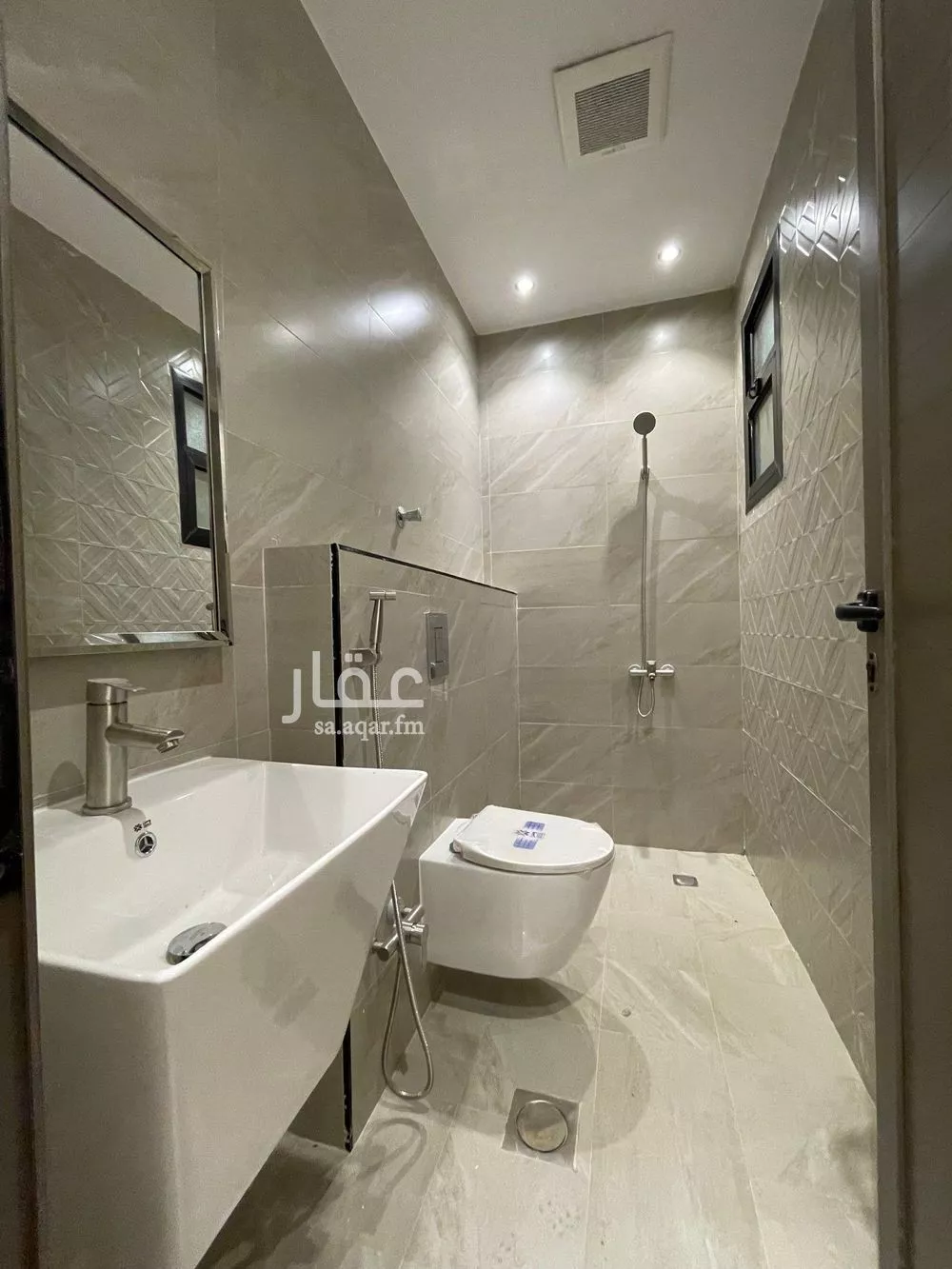 شقة 4 غرف في بدر 21