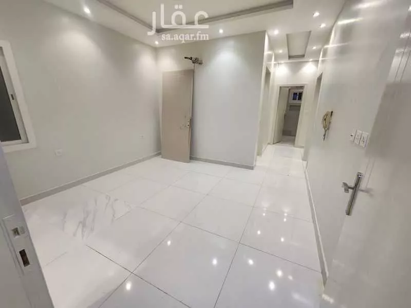 شقة 5 غرف في الواحة 5