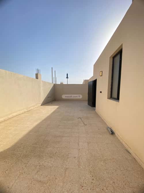 شقة 4 غرف في بدر 5