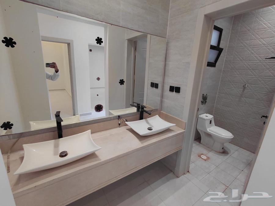 6 bedroom villa in Al Mahdiyyah 3