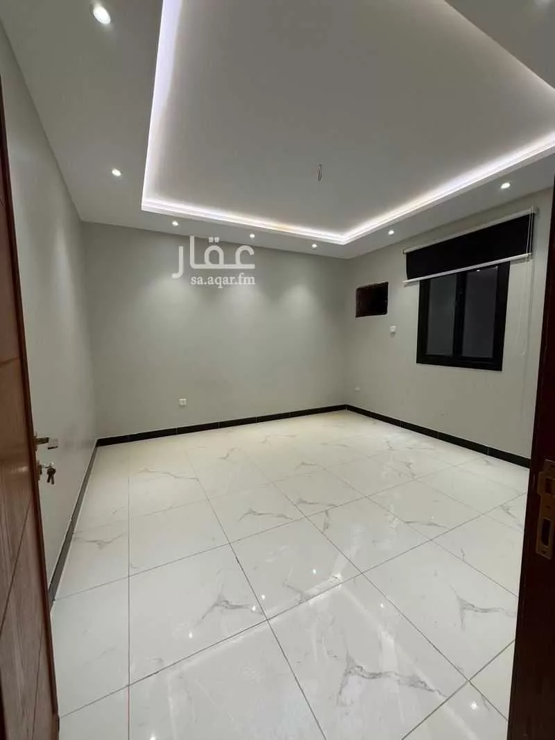 شقة 6 غرف في الواحة 6