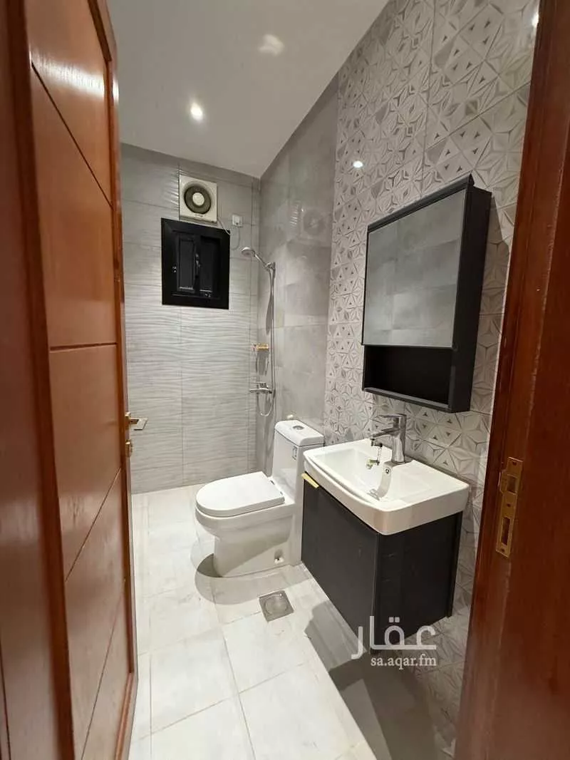 شقة 6 غرف في الواحة 9