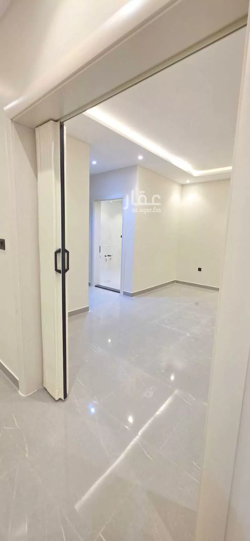 شقة 4 غرف في النسيم 17