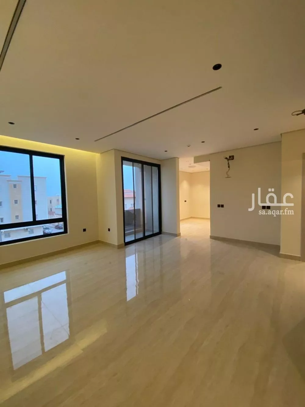 شقة 4 غرف في الملك فيصل 2