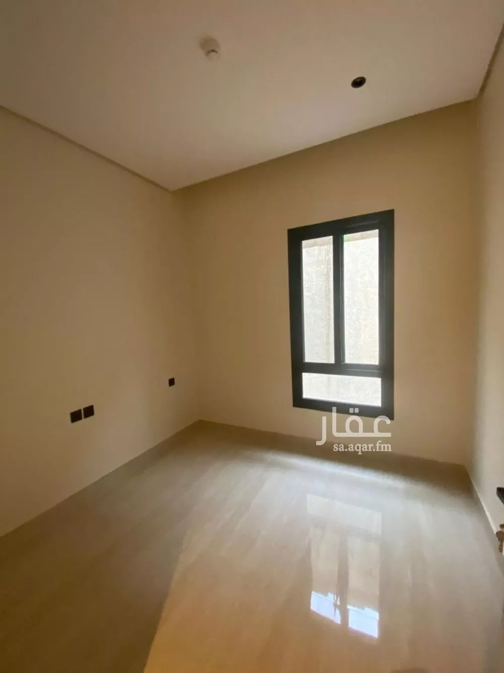 شقة 4 غرف في الملك فيصل 5