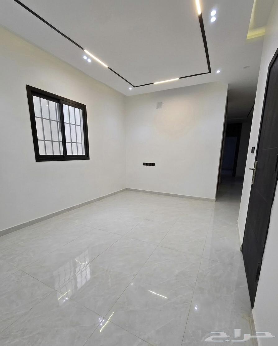 فيلا 6 غرف في الجنادرية 11