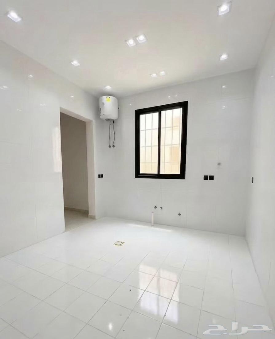 فيلا 6 غرف في الجنادرية 10