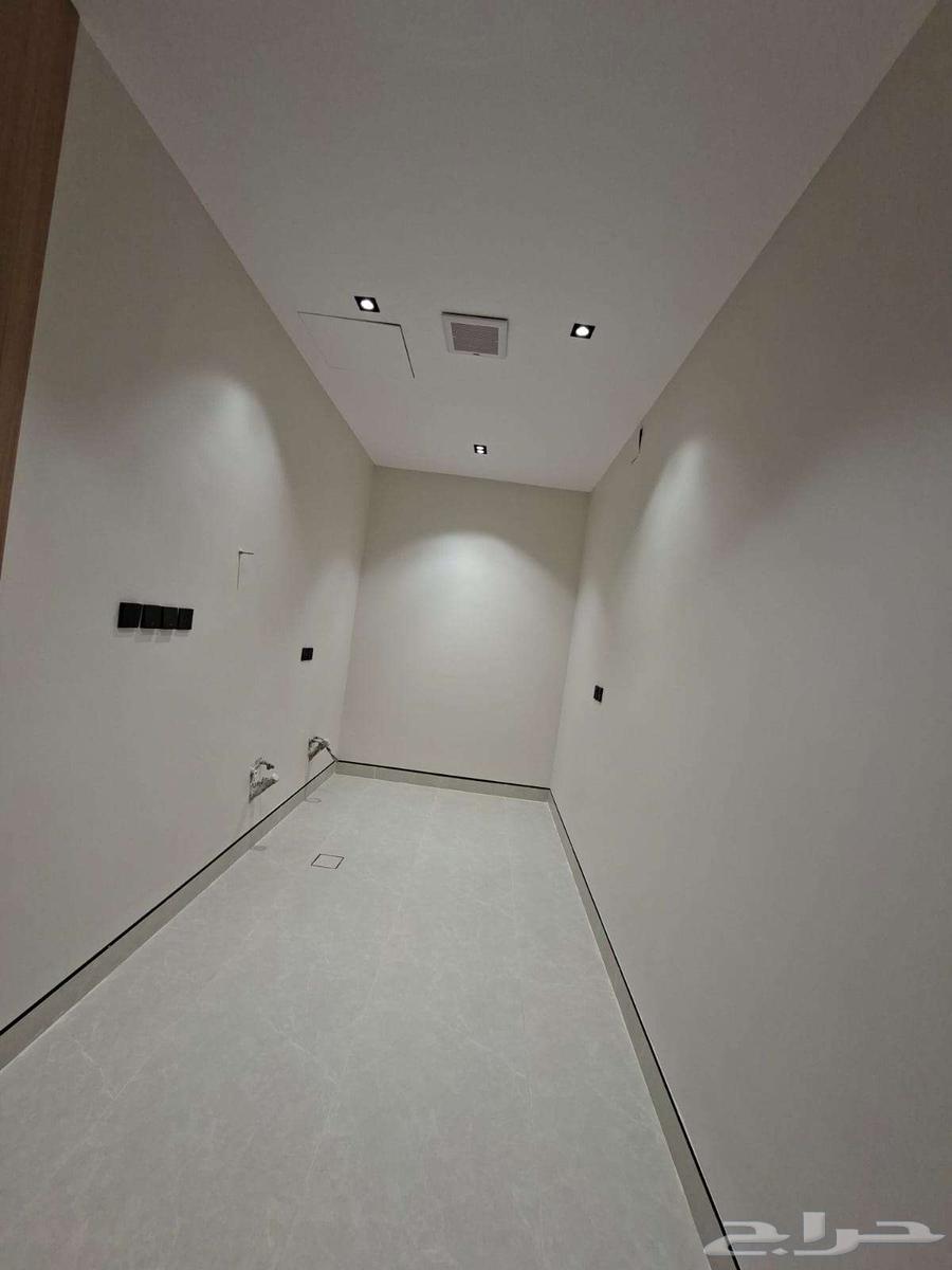 فيلا 7 غرف في الرمال 12