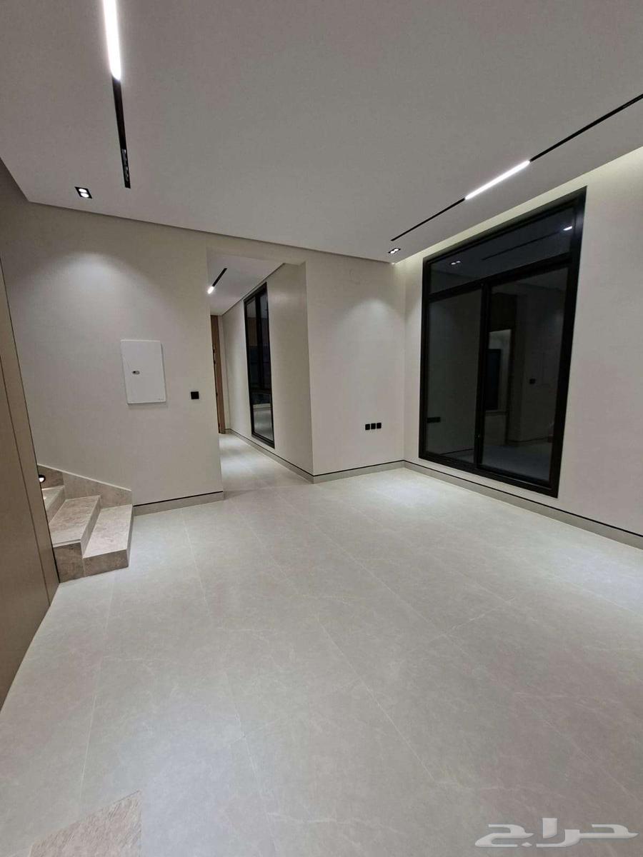 فيلا 7 غرف في الرمال 17