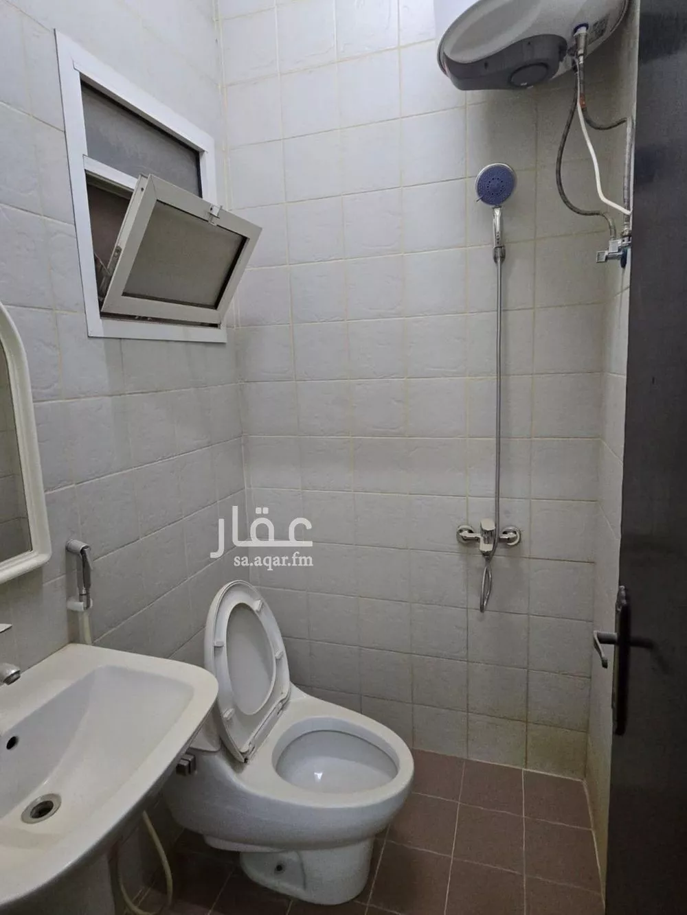 فيلا 5 غرف في الملك عبدالله 20