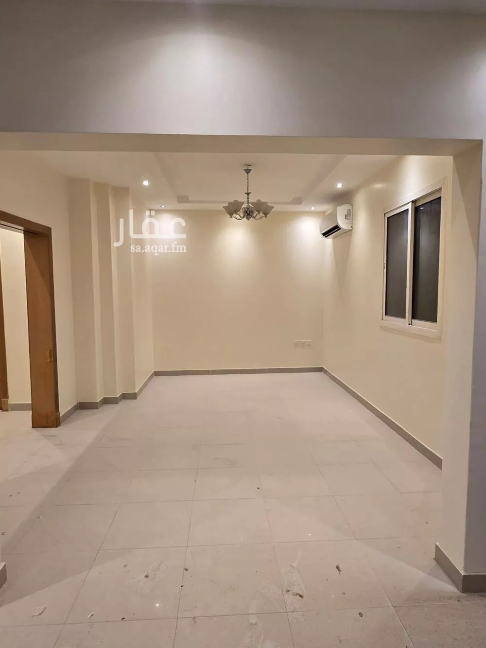 فيلا 5 غرف في الملك عبدالله 5