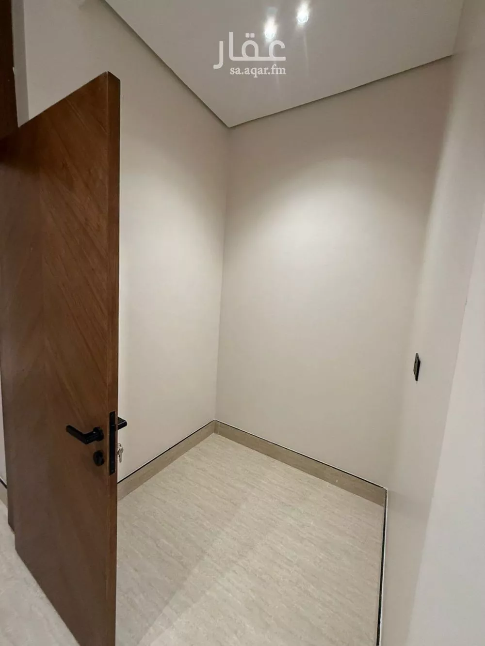 فيلا 6 غرف في المهدية 17