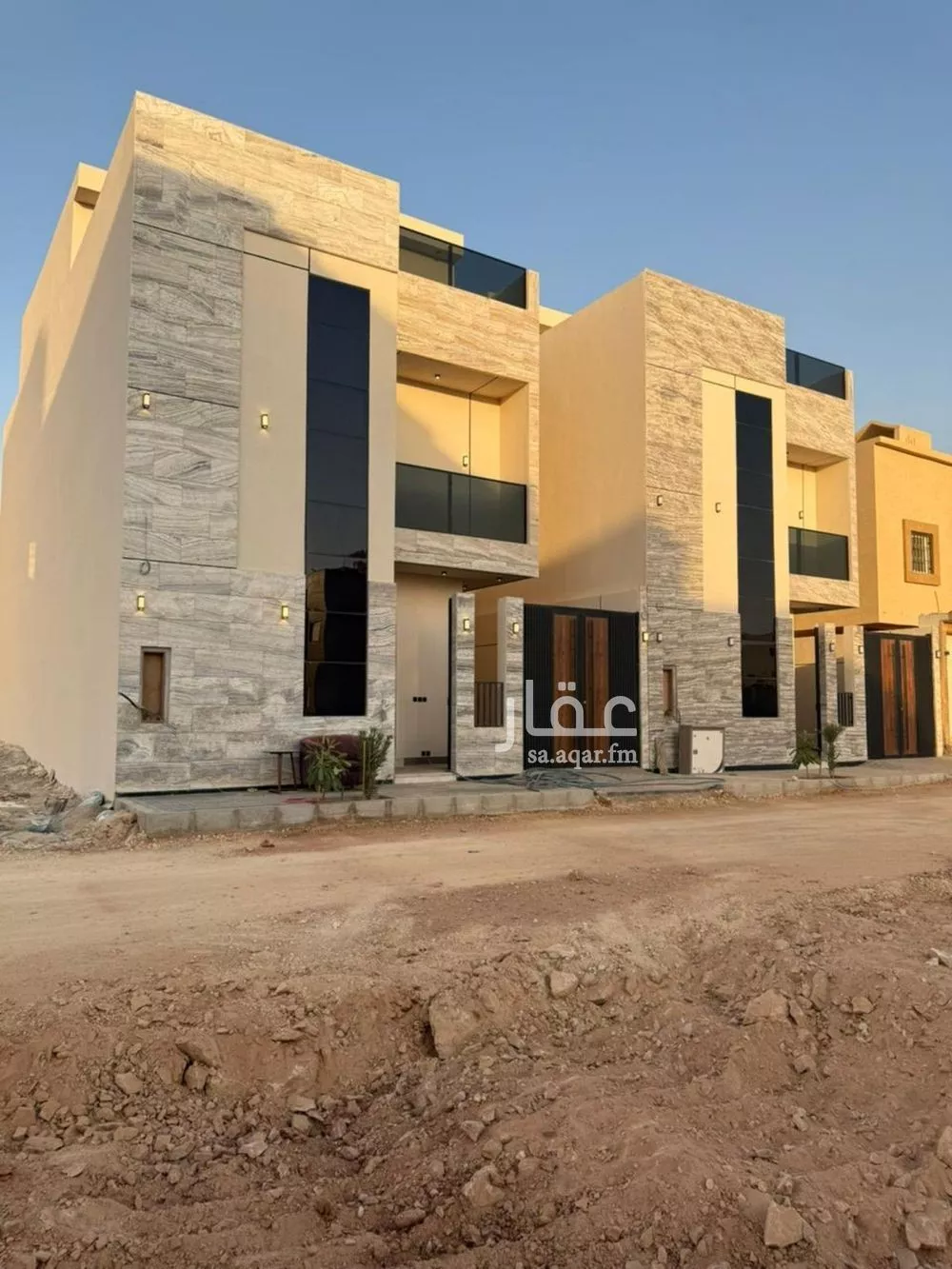 فيلا 6 غرف في المهدية 5