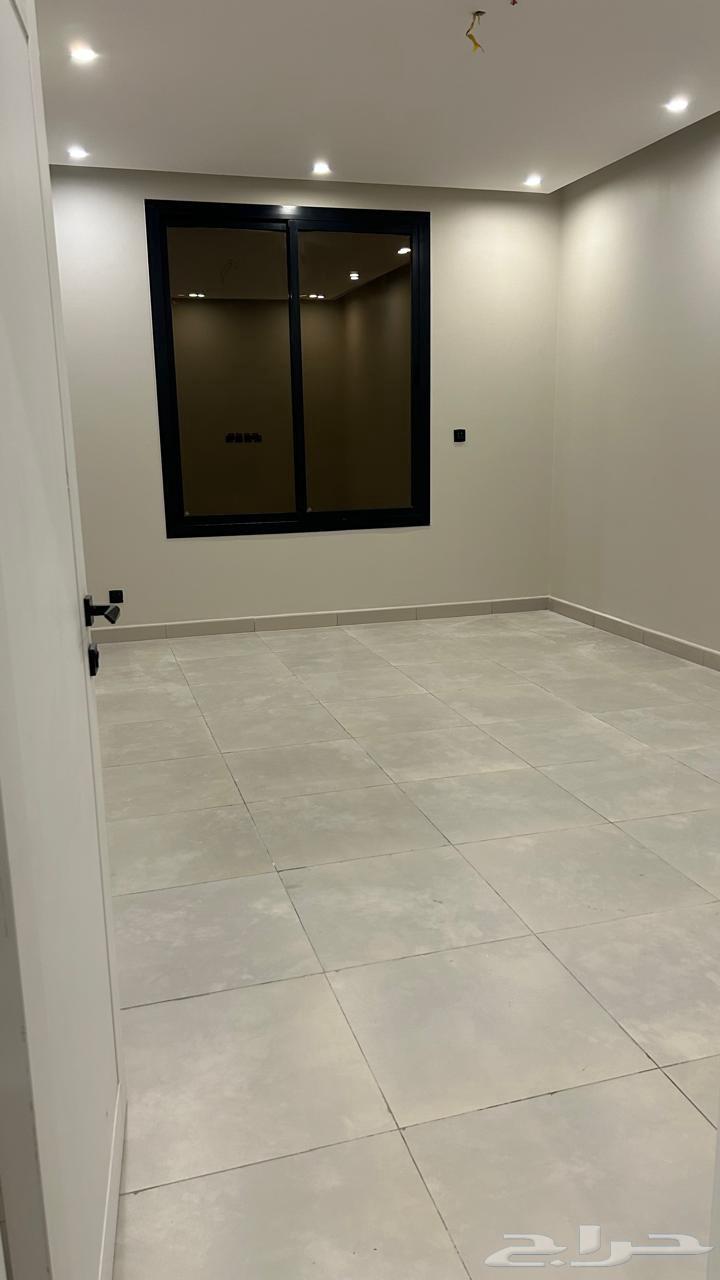 شقة 5 غرف في الصوارى 9