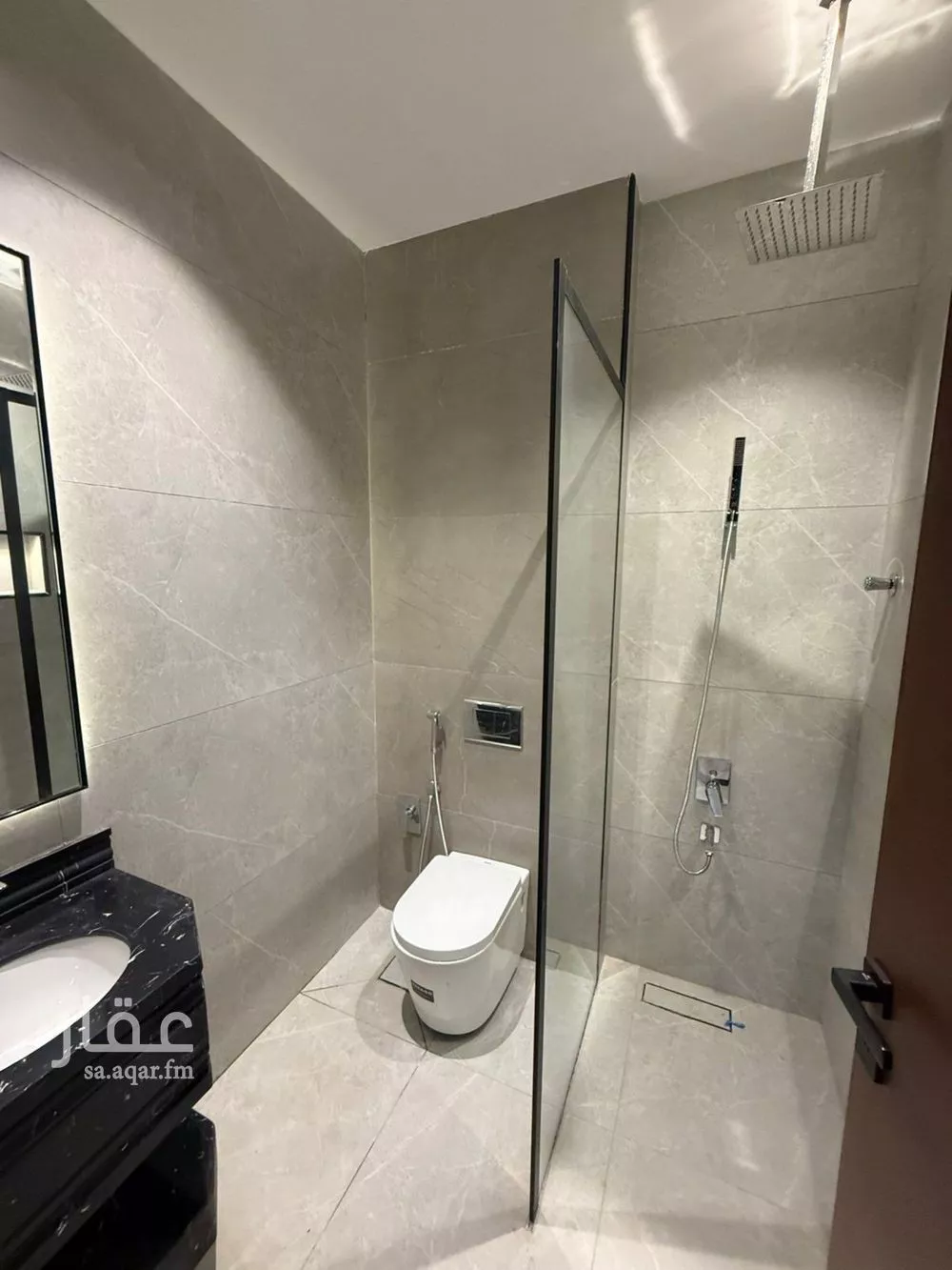 6 bedroom villa in Al Mahdiyyah 21