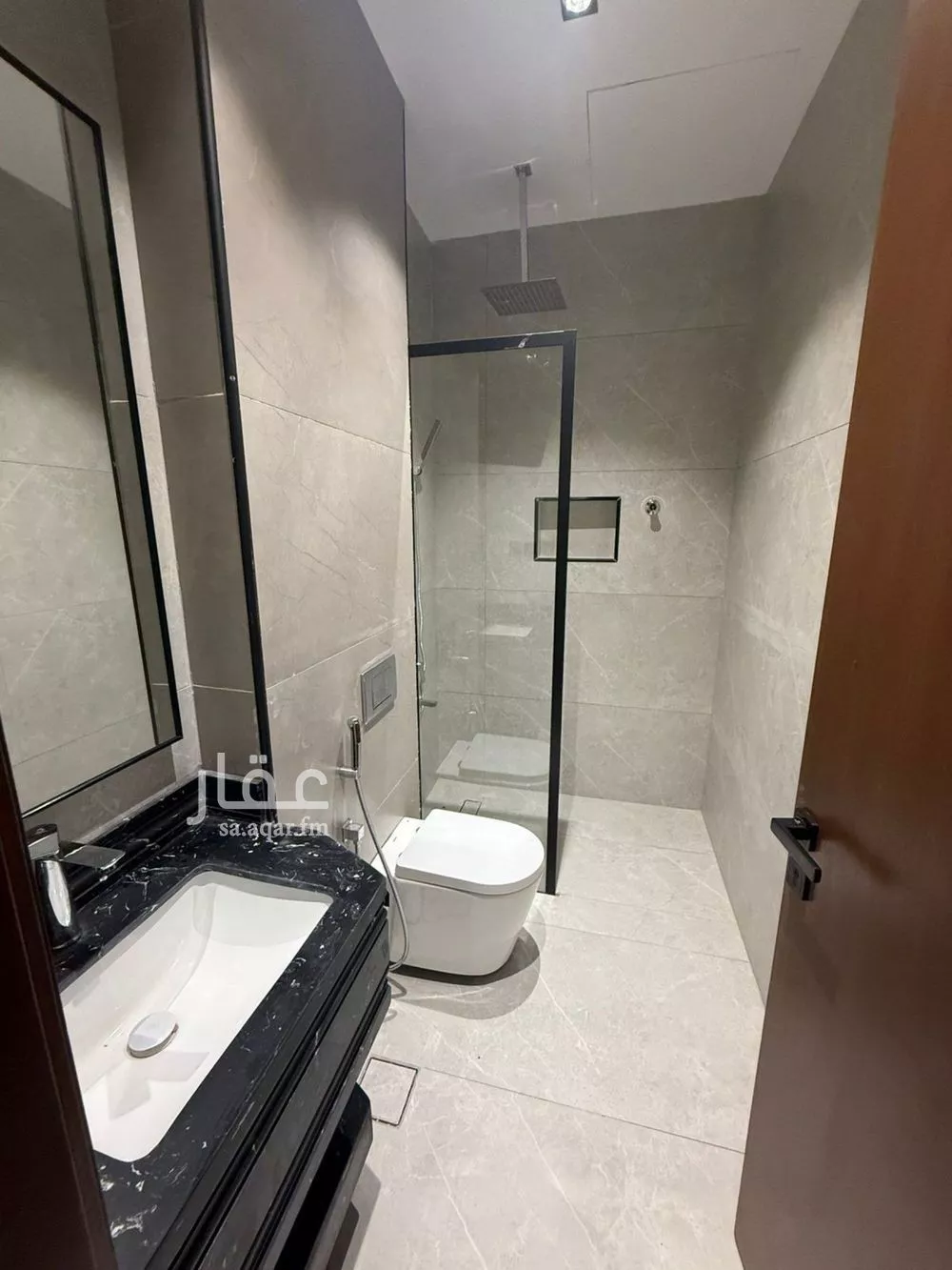 6 bedroom villa in Al Mahdiyyah 25