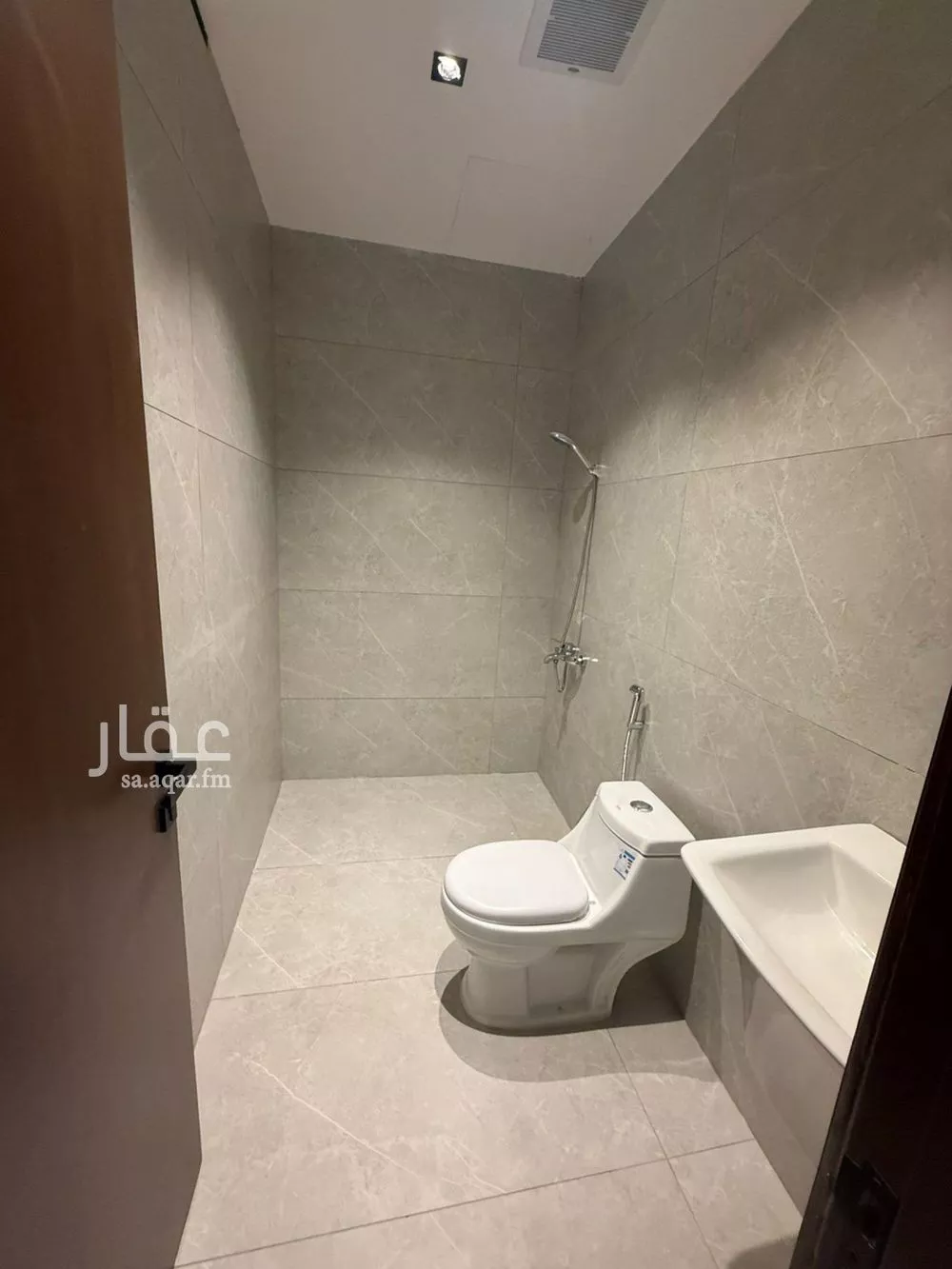 6 bedroom villa in Al Mahdiyyah 29