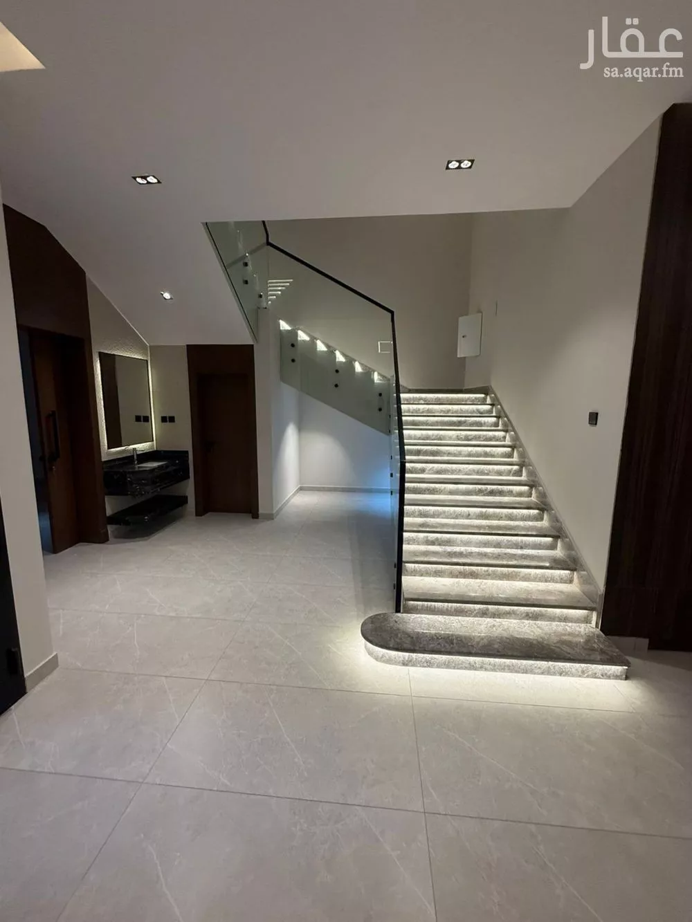 6 bedroom villa in Al Mahdiyyah 8