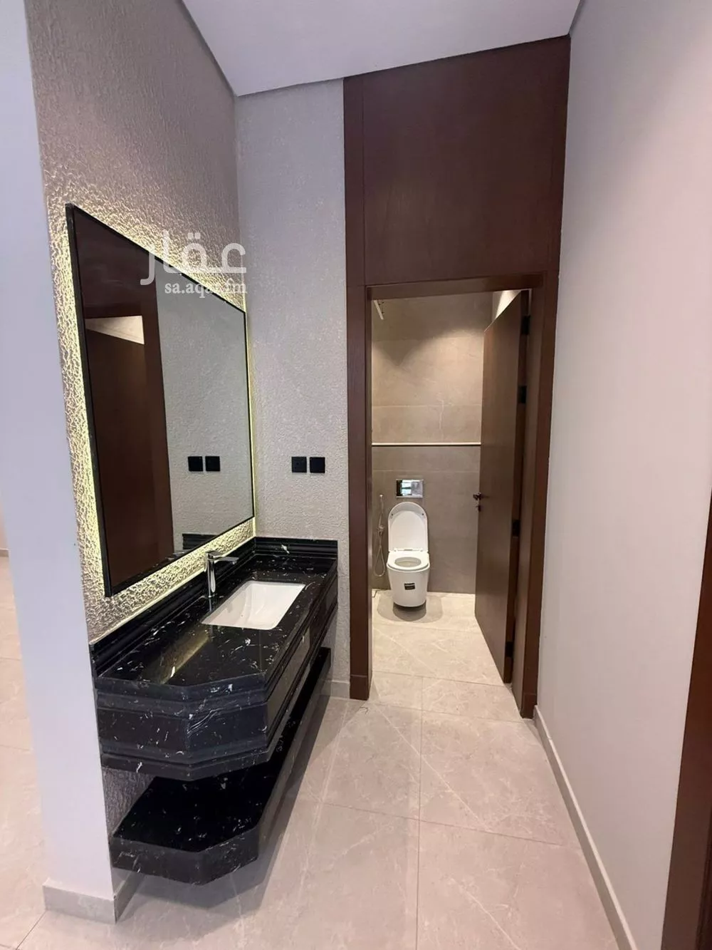 6 bedroom villa in Al Mahdiyyah 9