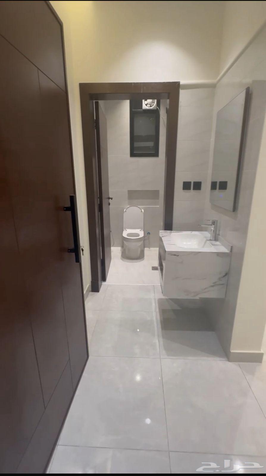 شقة 3 غرف في النزهة 2