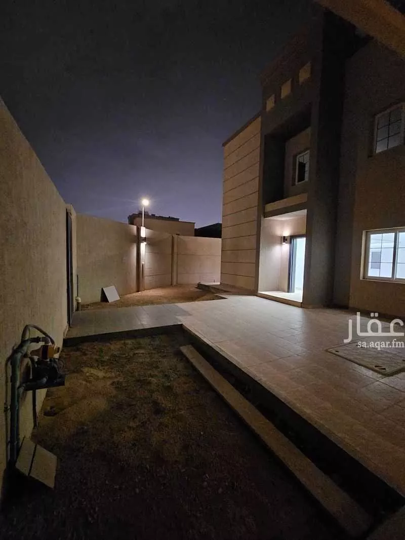 4 bedroom villa in Riyadh 12