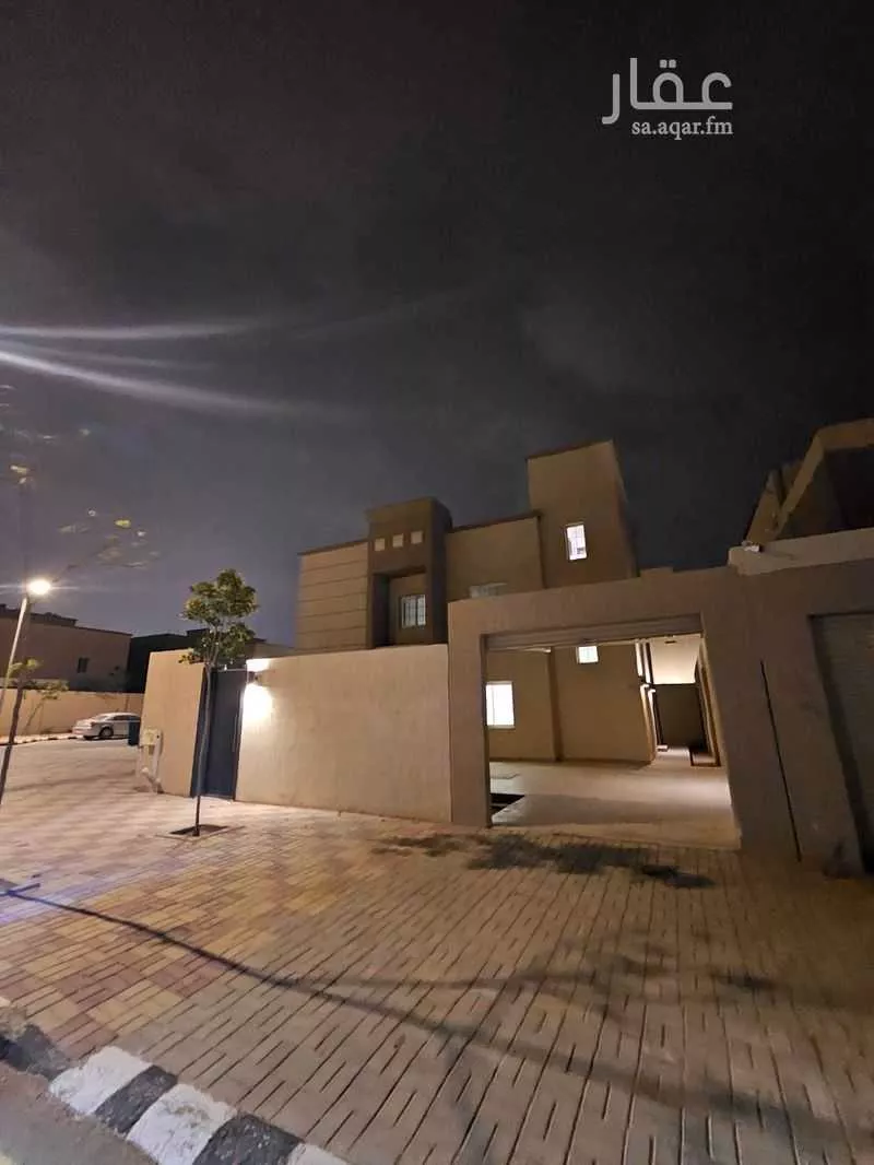 4 bedroom villa in Riyadh 14