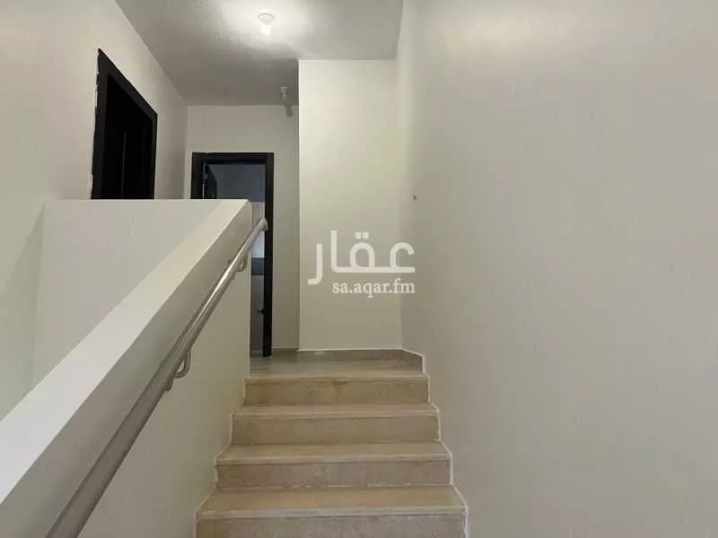 4 bedroom villa in Riyadh 5