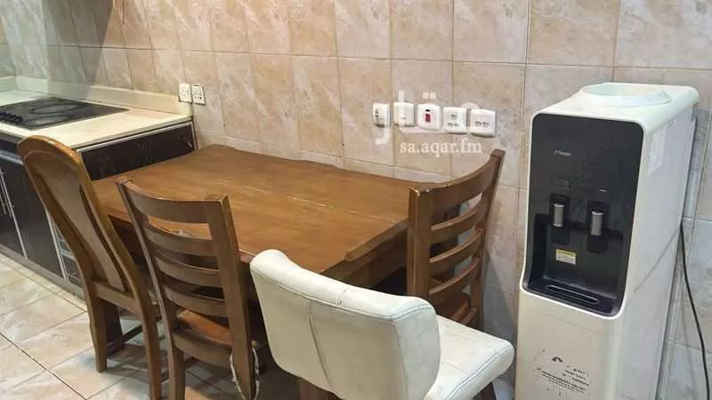 6 bedroom villa in Dhahrat Laban 8