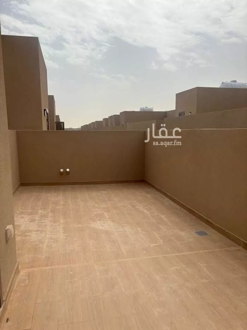 فيلا 5 غرف في الرمال 15