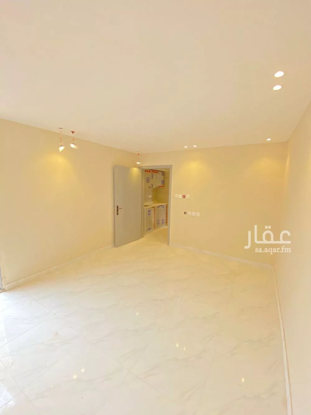 1 bedroom apartment in As Suwaidi Al Gharabi 6
