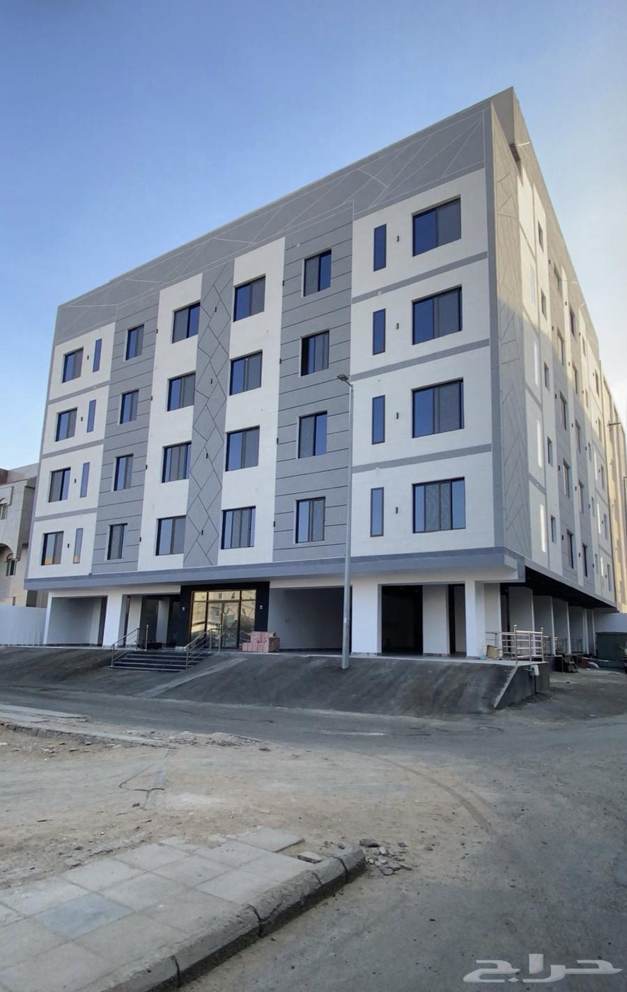 شقة 5 غرف في مشرفة 2