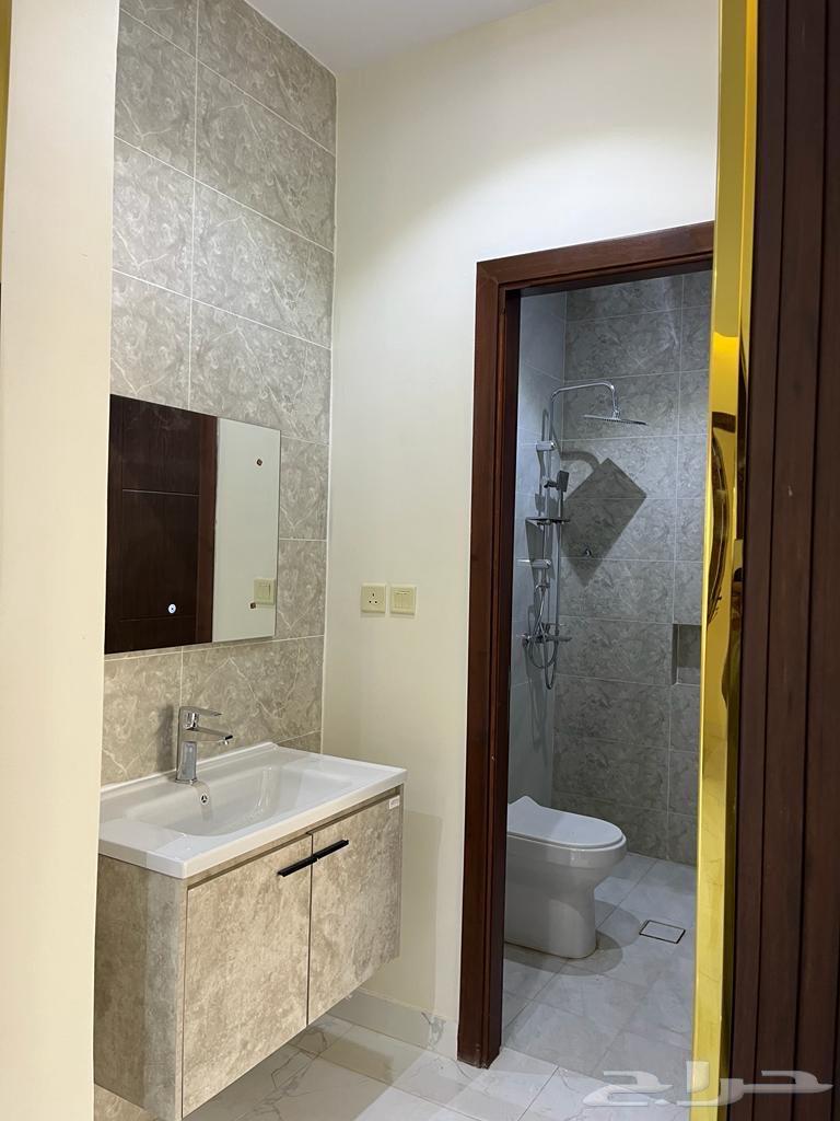 شقة 5 غرف في مشرفة 13