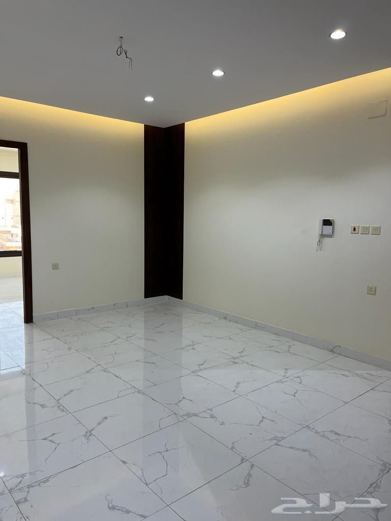 شقة 5 غرف في مشرفة 7