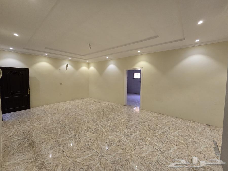 شقة 3 غرف في السامر 12