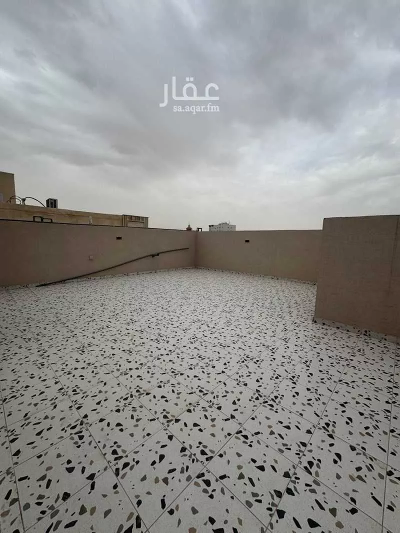 فيلا 6 غرف في طيبة 5