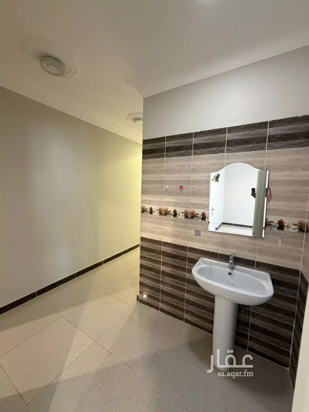 3 bedroom floor in Qurtubah 8