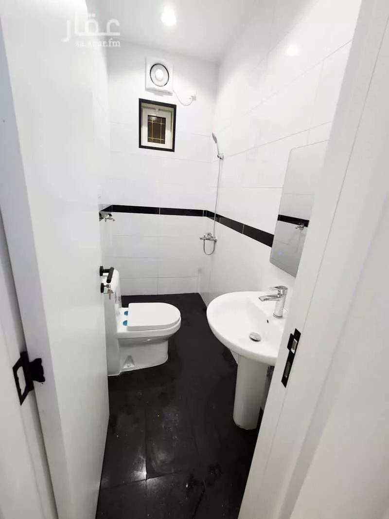 شقة 2 غرف في الدفاع 12