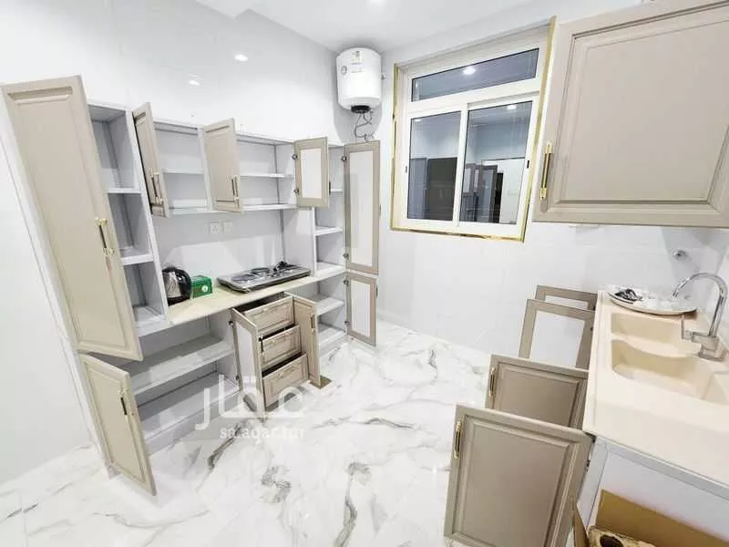 شقة 2 غرف في الدفاع 4