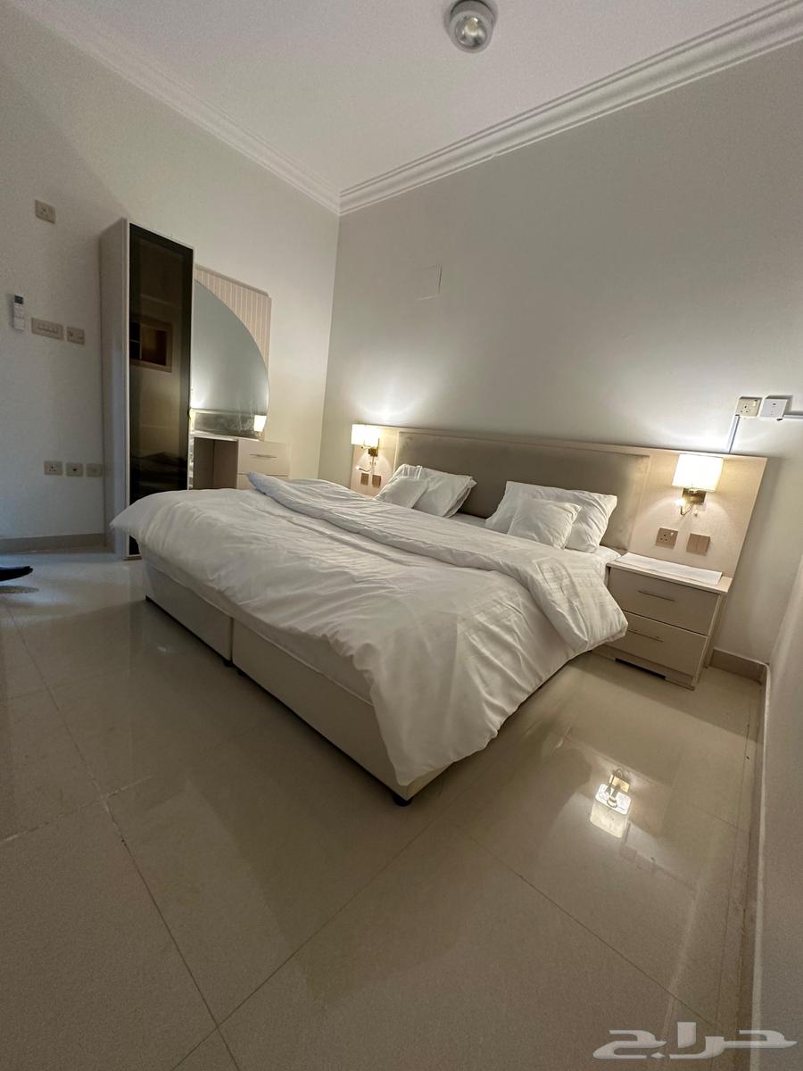 شقة 3 غرف في منيفة 2