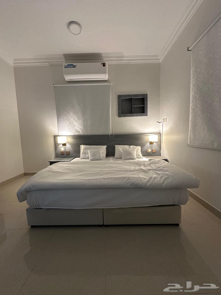 شقة 3 غرف في منيفة 5