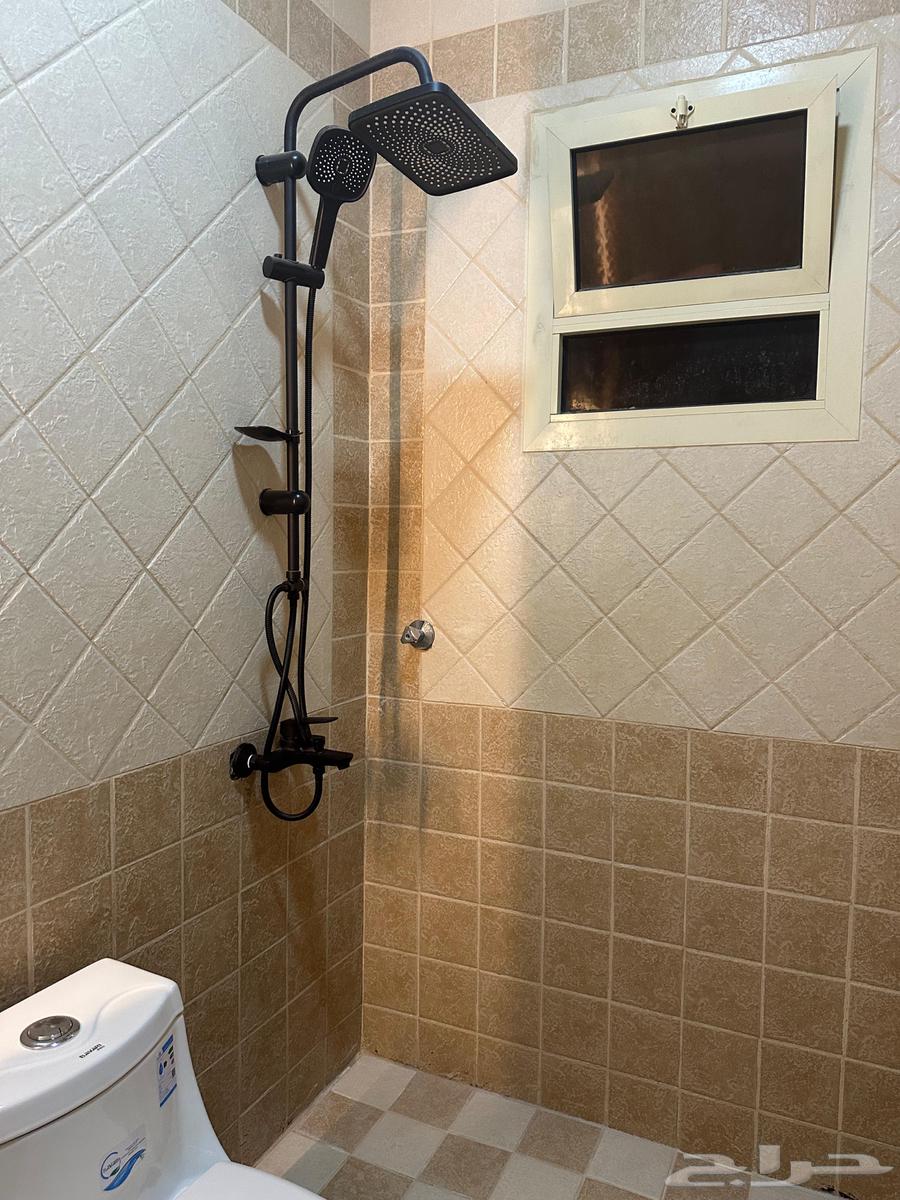 شقة 3 غرف في منيفة 10