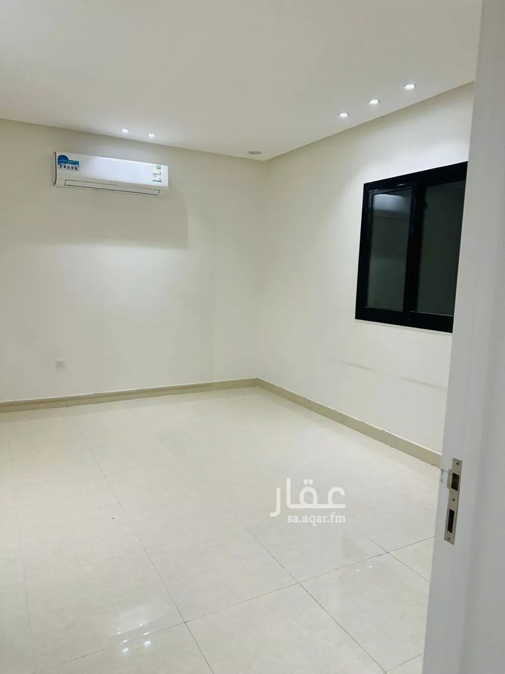 شقة 3 غرف في العارض 2