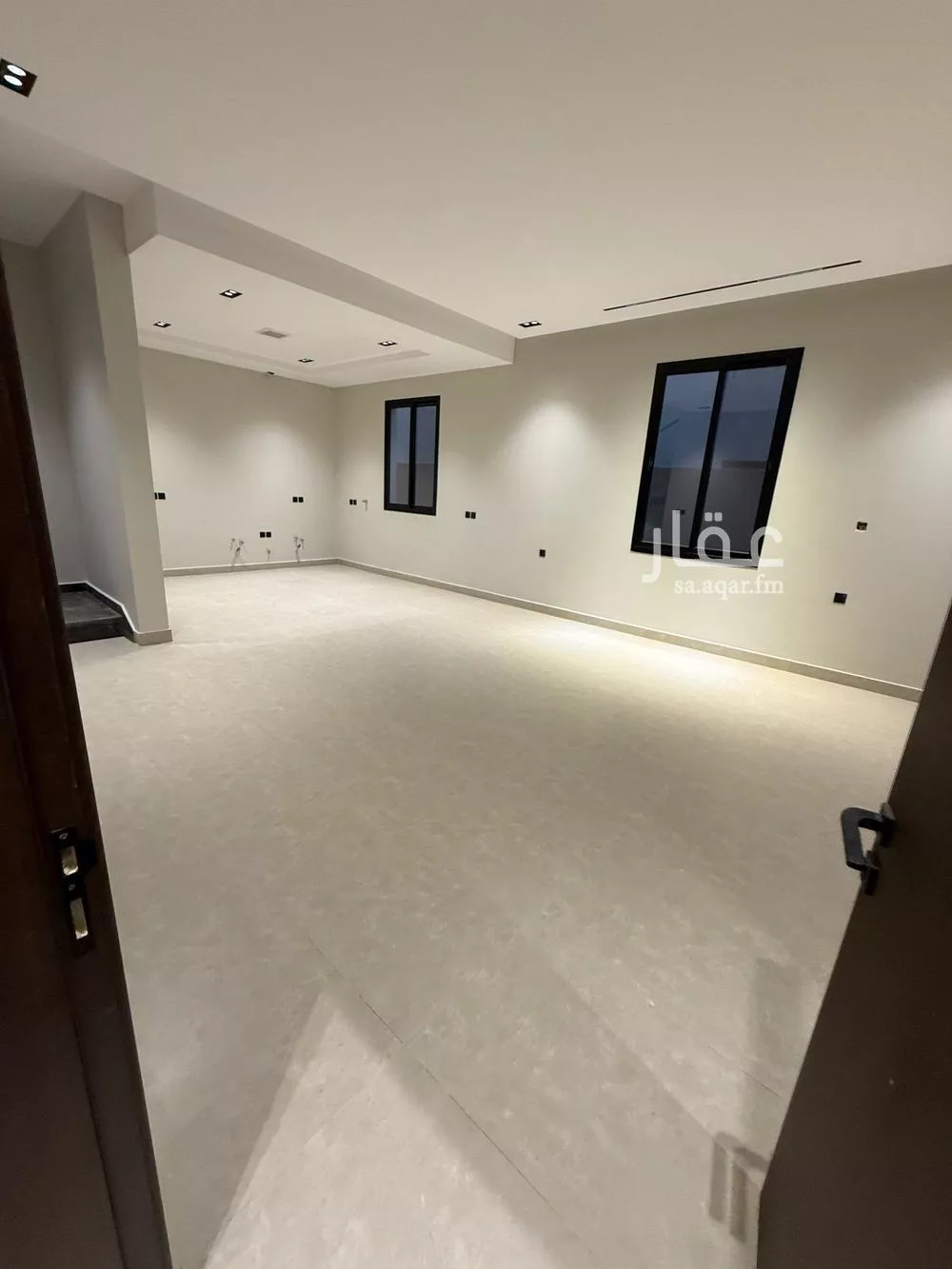 فيلا 4 غرف في الرمال 3