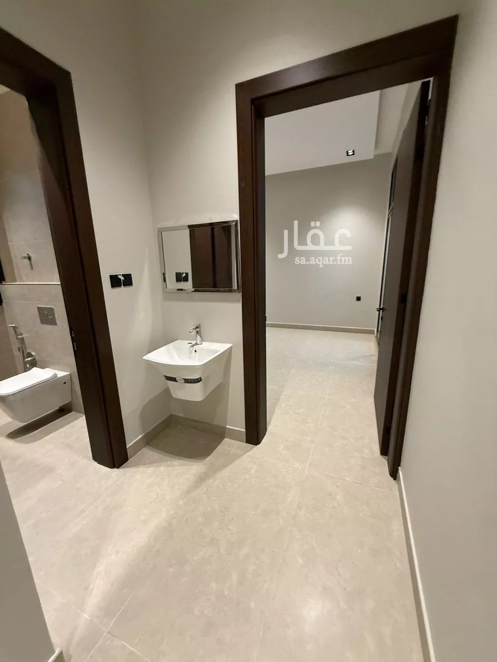 فيلا 4 غرف في الرمال 10