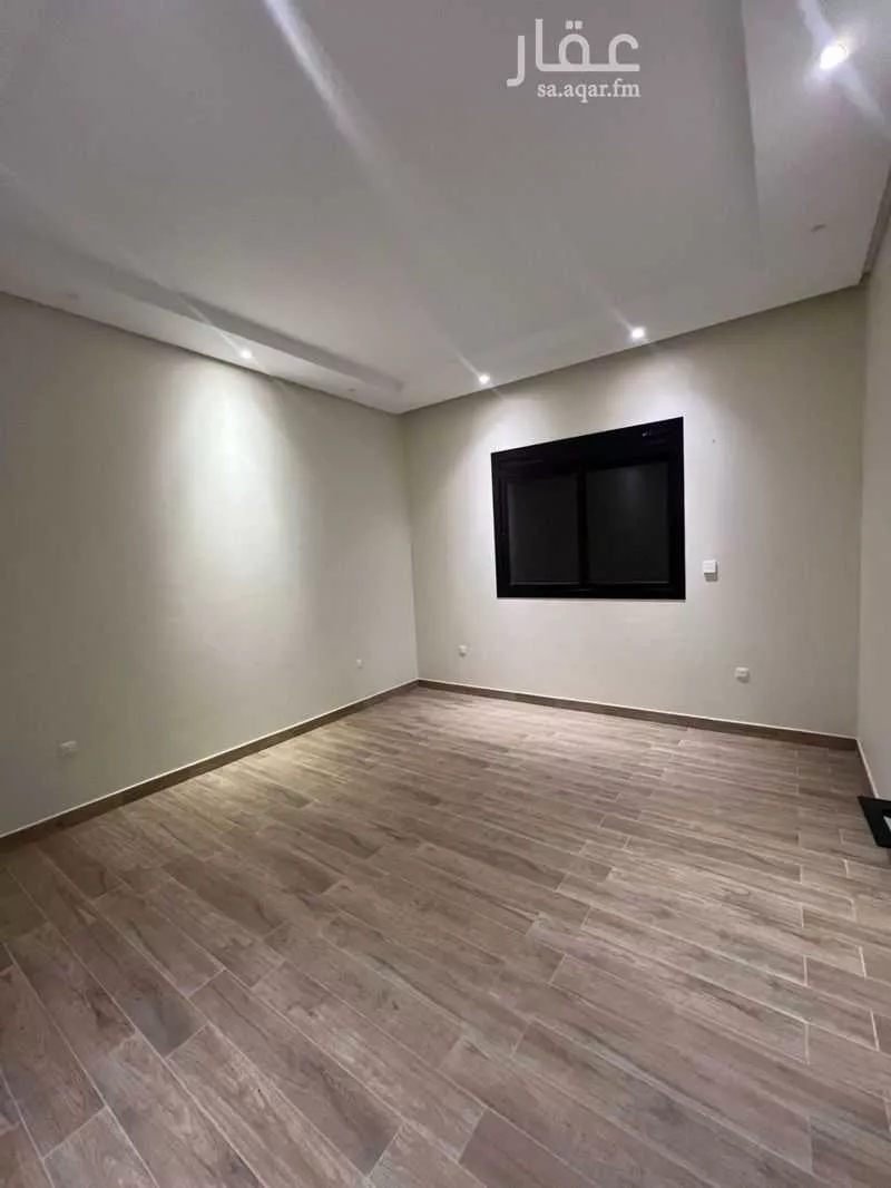 فيلا 5 غرف في النعيم 3