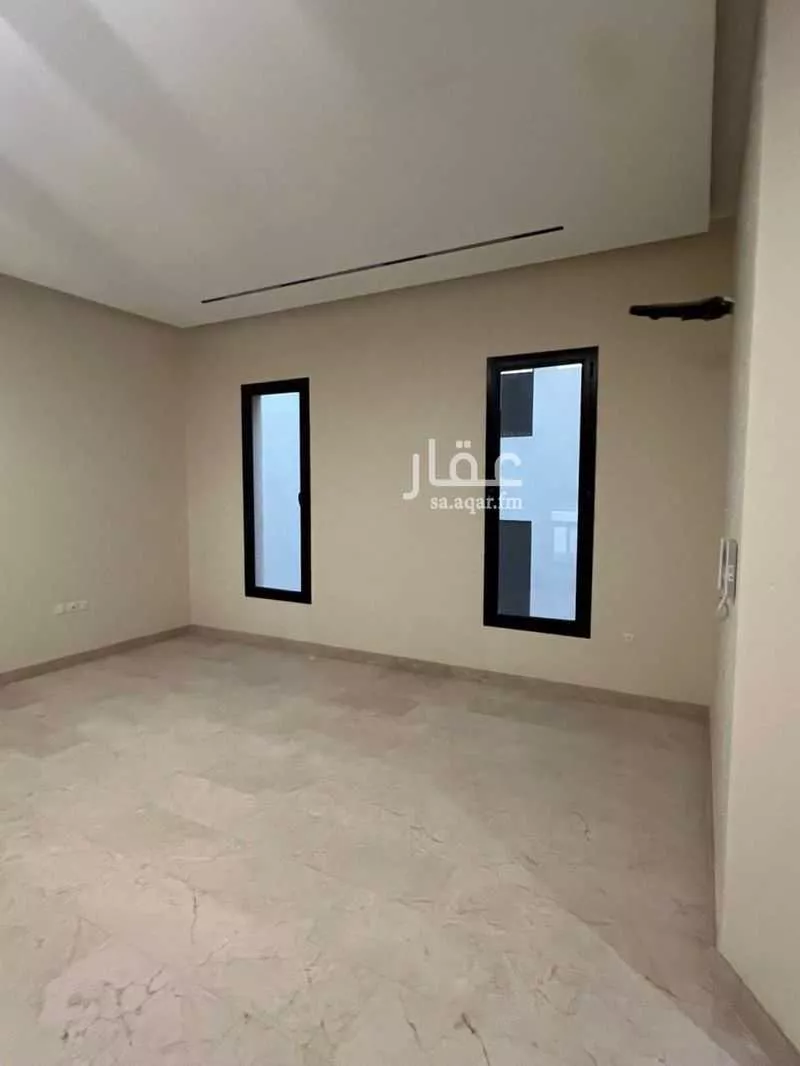 فيلا 5 غرف في النعيم 8